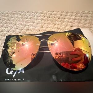 Quay Australia Musé Sunglasses with pouch